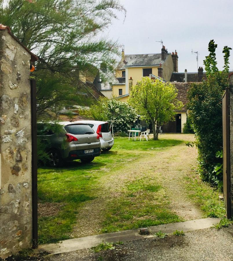 Chambres D'Hotes Le 42 Nogent-le-Rotrou Esterno foto